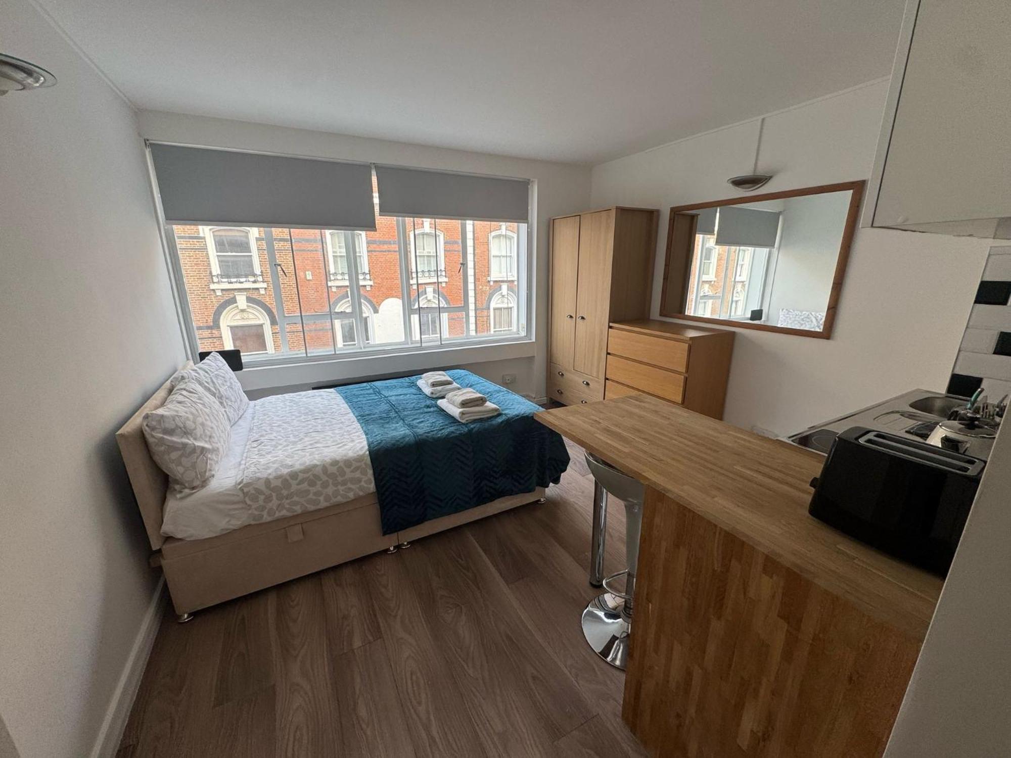 Apartment Cozy At Paddington Station, Hyde Park London